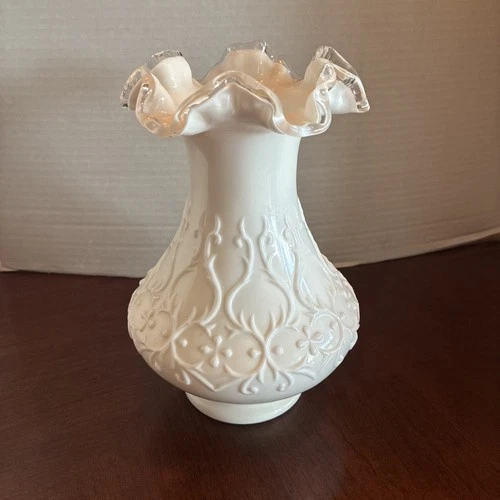 Vintage Fenton Silver Crest Spanish Lace Milk Glass Vase 8” READ