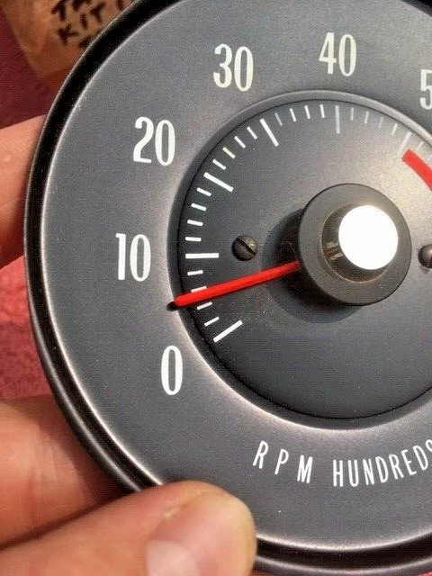 Pontiac Tempest 1970 V8 V-8 Nuevo de Lote Antiguo Tablero Tacómetro Calibre #5657085 Foto 2 de 4