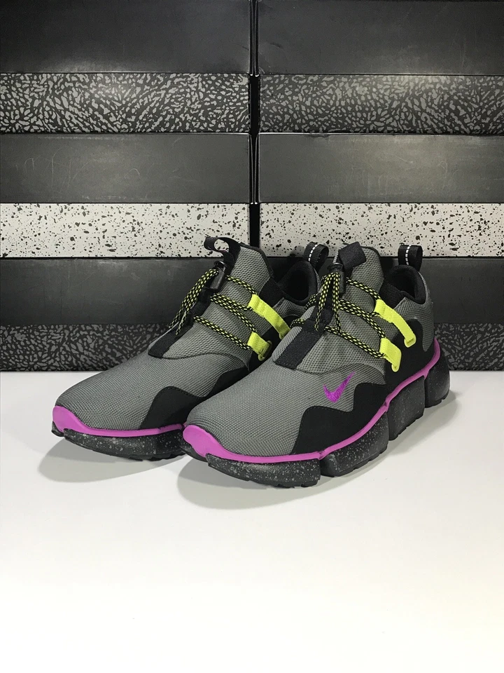 Nuevo Nike PocketKnife DM SU "River Rock" AH9709-001 Para hombres Talla 9 Zapatillas Retro Foto 2 de 4