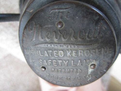 Antike Neverout Petroleum Sicherheitslampe rote Linse - Bild 8 von 10