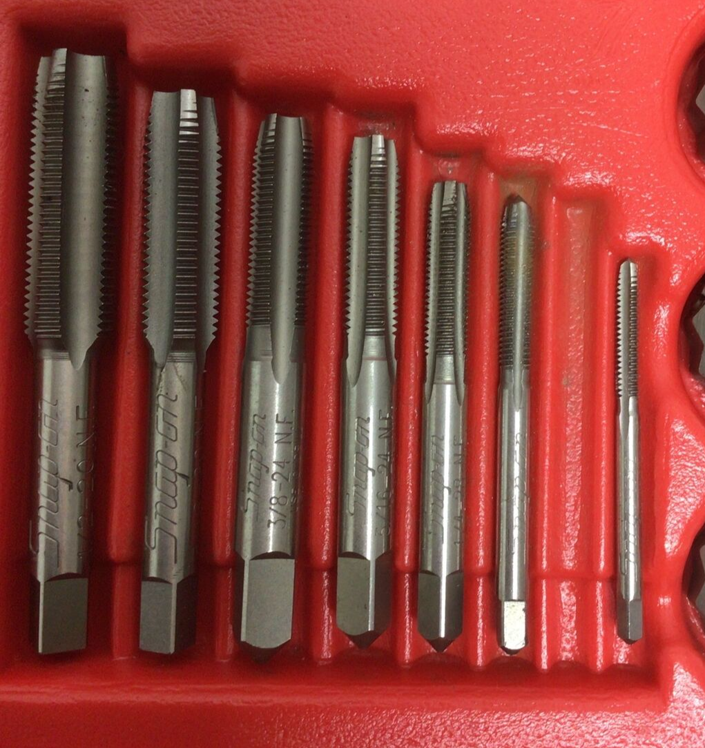 SnapOn TDTDM500 76 Piece Tap & Die Set SAE & Metric Missing 2 Taps