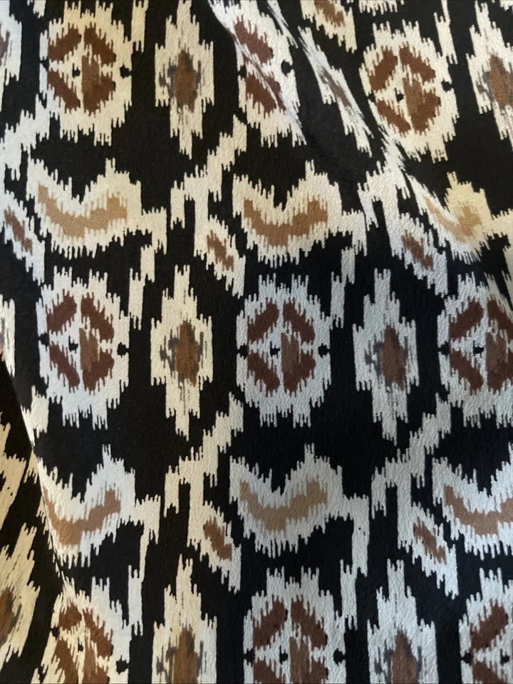 Blusa corta Sparkle & Fade marrón talla pequeña estampado Batik Foto 4 de 4