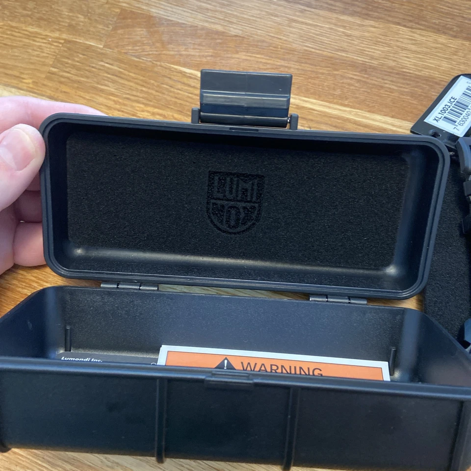 Luminox ICE-SAR Arctic, Black Case, Navy Blue Dial, Hybrid Strap, XL.1003.ICE - Image 3 of 4