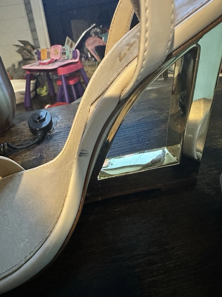 Sandalias de charol Schutz Filipa 10B Foto 3 de 4