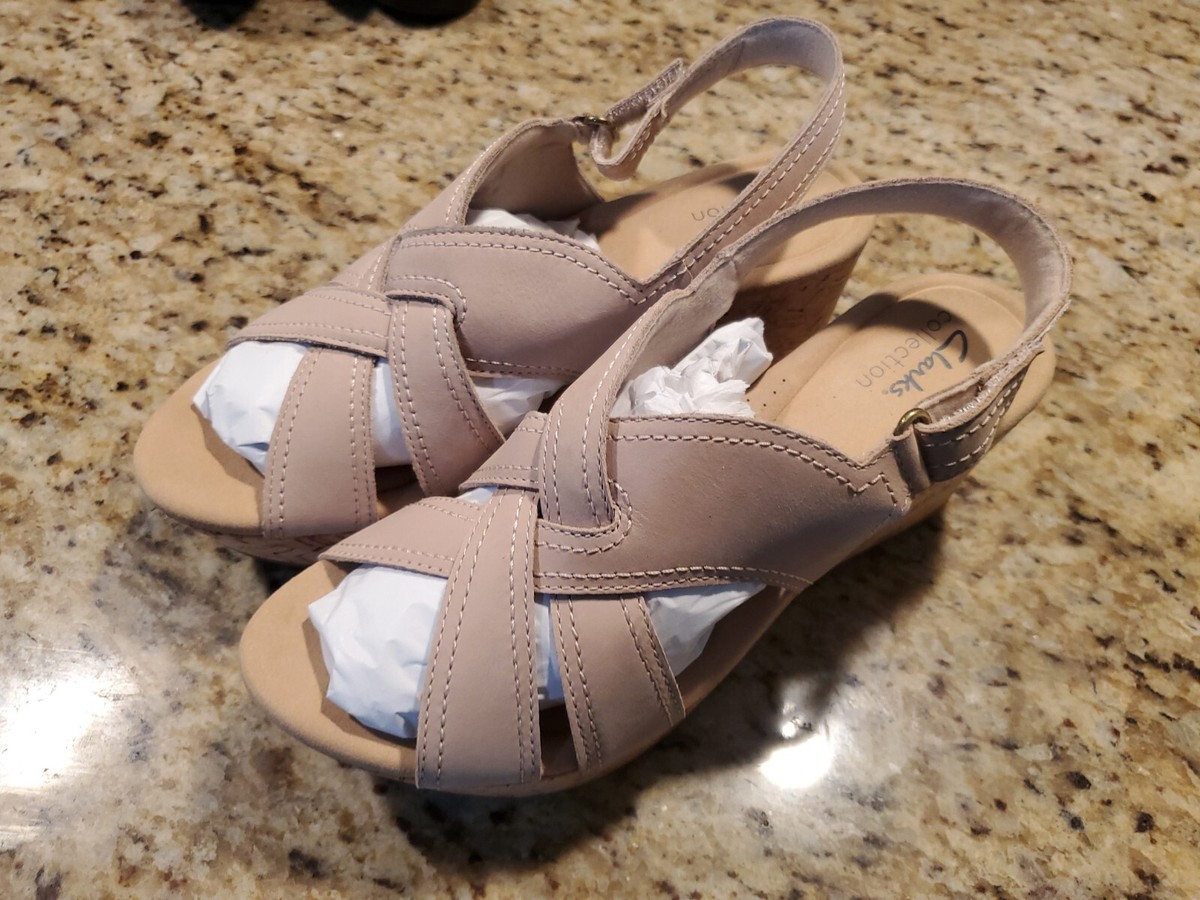 Clarks Rose Erin Wedge Open Toe Sandals Womens Sand Nubuck