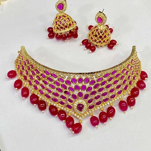 Exquisite Ruby Choker necklace, South Indian wedding bride choker necklace - Picture 9 of 10