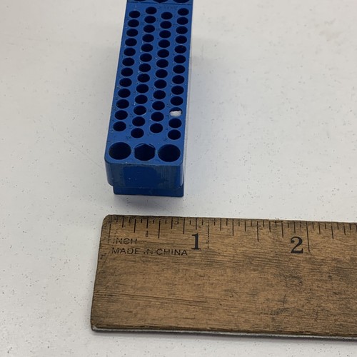 AMP 201358-3 P 74-12 Rectangular Power Connector 50-Position - Picture 5 of 6