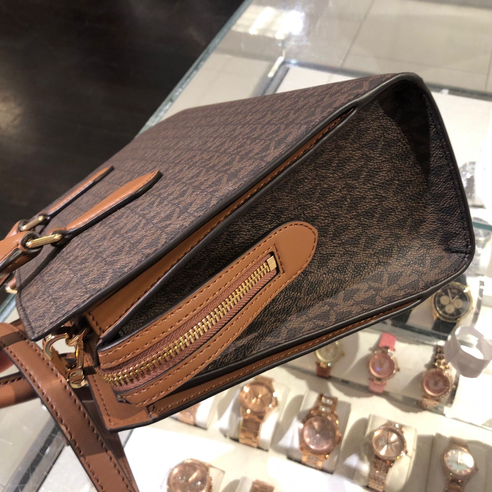MICHAEL KORS MEDIUM SATCHEL HANDBAG PURSE MESSENGER CROSSBODY 