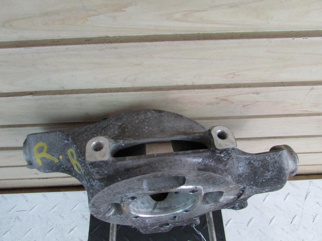 2001 Ferrari 360 Spider Right Rear Knuckle Assembly Spindle  2179332
