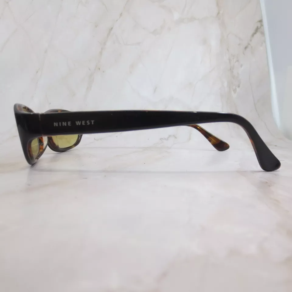 Nine West 太阳镜框 Desire S OC4Y 女式黑色玳瑁全框 135 — 第 3/4 张图片