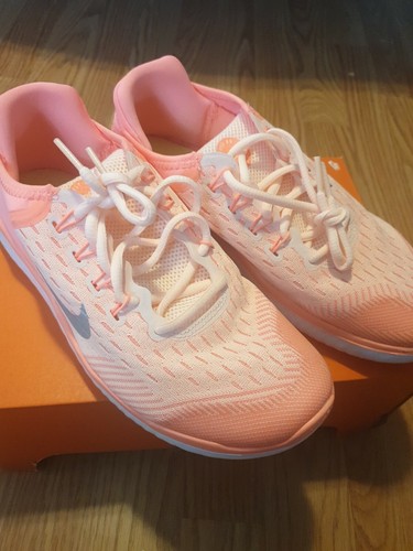 Nike Free RN 2018 (GS) Girl's Shoes Size 6, Color: Crl/Sil/White - Picture 2 of 6