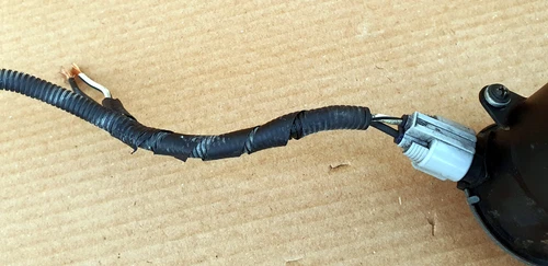 Lexus IS250 IS350 IS250C 2007-2013 Radiator Cooling Fan motor 16363-74340 L Side - Picture 6 of 7