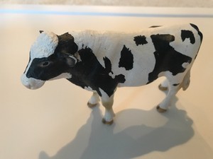 schleich holstein bull
