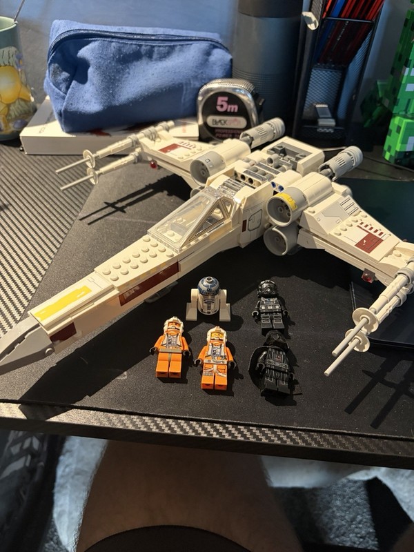 LEGO Star Wars 75301 Luke Skywalker’s X-Wing Fighter 474pcs Without Box