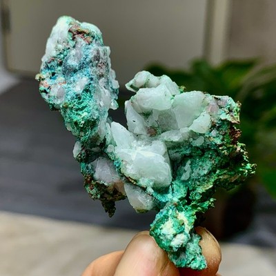 42G Natural iridescent Native Copper with malachite crystal mineral specimen