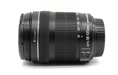 Canon EF-S 18-135mm F/3.5-5.6 IS STM Objektiv für Canon - Bild 1 von 4