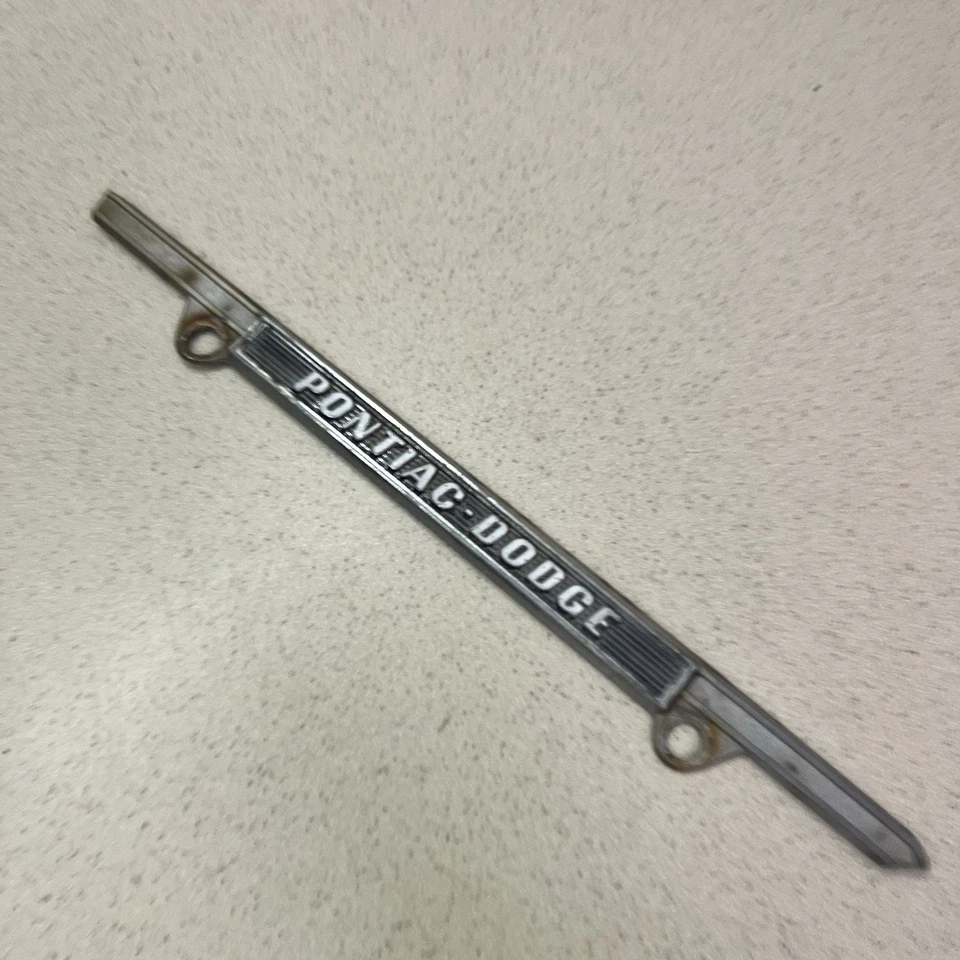 Pontiac Dodge emblema vintage parrilla capó parachoques decoración garaje Foto 3 de 4