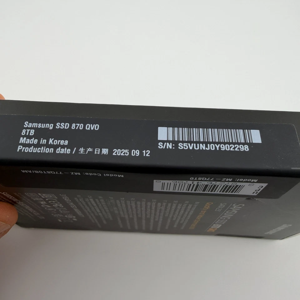 READ Sealed Samsung 870 QVO 8TB 2.5" SATA III Internal SSD (MZ-77Q8T0B/AM) - Image 2 of 3