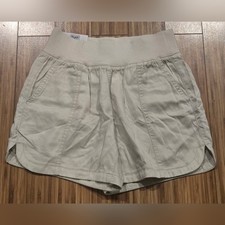 NWT Members Mark Women's Cream Tencel Shorts
