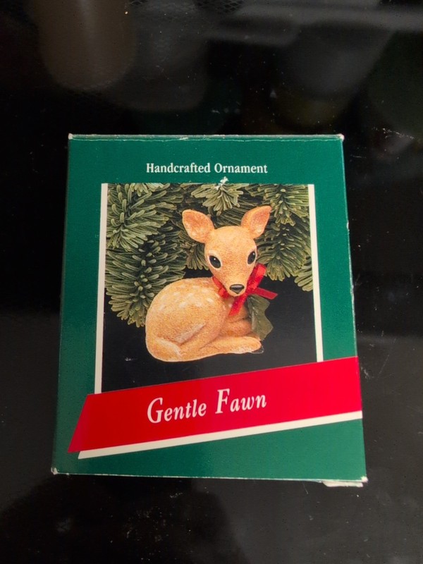 A Gentle Fawn - Nature Touches Every Heart - 1989 VTG Hallmark Ornament