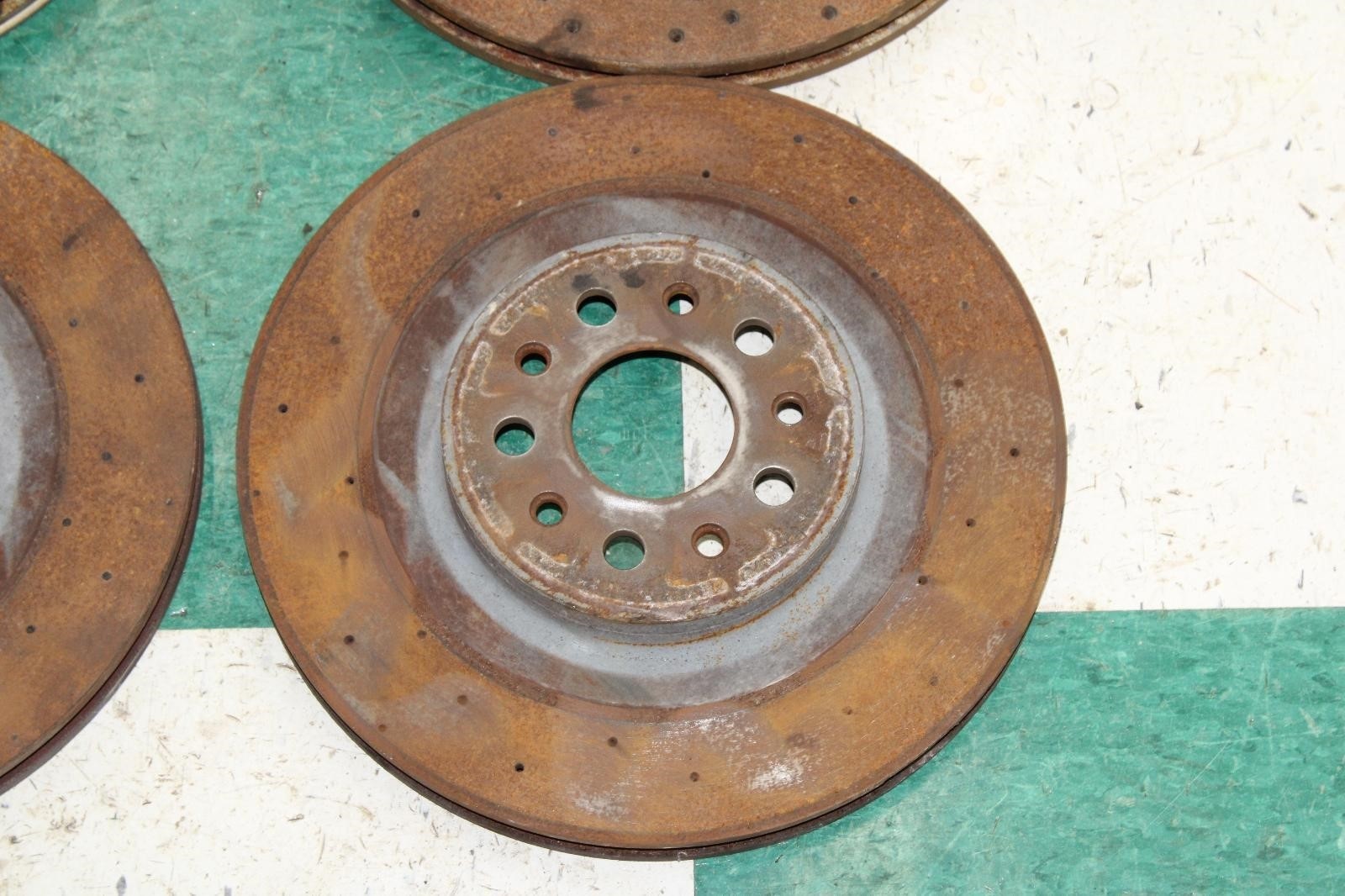 Maserati Ghibli 2014-2020 Front Left Brake discs 4 pcs