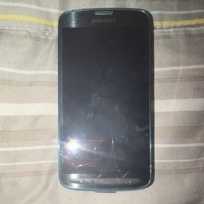 Samsung Galaxy S4 Active Blue AT&T 5.0'' 8MP Camera 2GB RAM Bar Smartphone