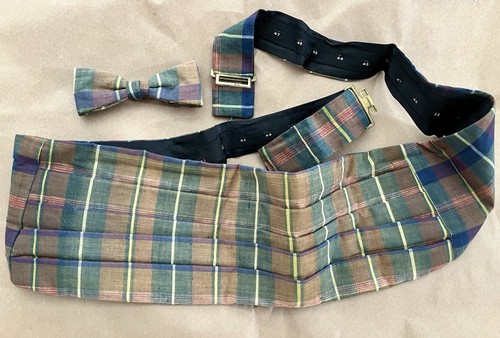 Unbranded Cummerbund And Bow Tie Set
