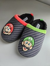 Super Mario Bros Luigi  Mario Slippers For Kids Size 9-10 . Green  Red.