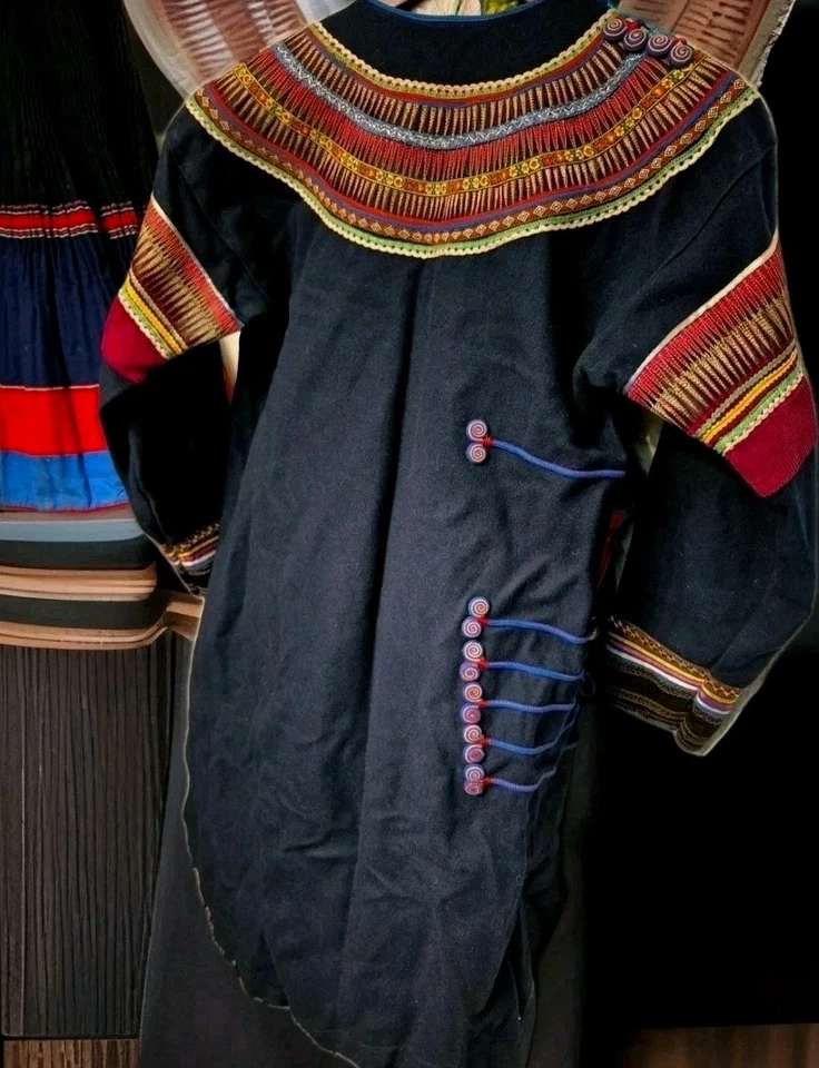 Antiguo Disfraz de Lana Bordado Balcánico Popular Tradicional Raro Años 20 con Falda Difícil de Encontrar Foto 3 de 4