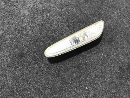 BMW 3 E90 Kotflügelblinker vorne rechts 6932997 2.00 Diesel 2005 31028491