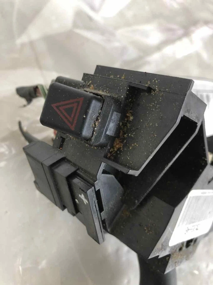 2004 - 2006 FORD TAURUS Steering Column Turn Signal & Wiper Control Switch OEM - Image 4 of 4