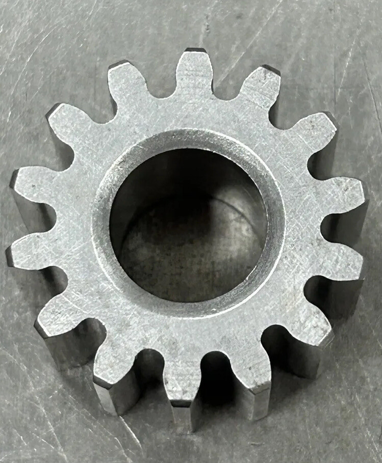 QTY 1 APPLIED MATERIALS STEEL TUMBLER GEAR 16 PITCH 14 TEETH .425” BORE 20 PA