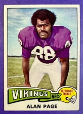 1975 Topps Alan Page #520 Minnesota Vikings (5x All-Pro/9x PB/MVP/D-POY/HOF)