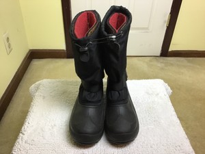 boys snow boots size 7
