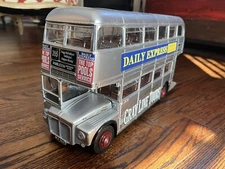 Sunstar Routemaster Silver Lady Daily Express RM664 WLT664 2903 1:24