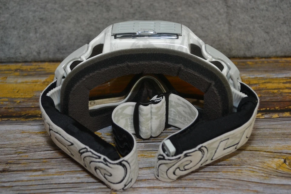 Liquid Image LIC Ski Snowboard Goggles Camera W Bag Extra Lens Mount Kit Set - Image 4 of 4