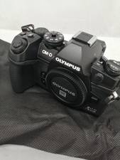 Olympus OM-D E-M1 Mark III Mirrorless Camera 20.4MP LiveMOS 4/3 Sensor with Acce