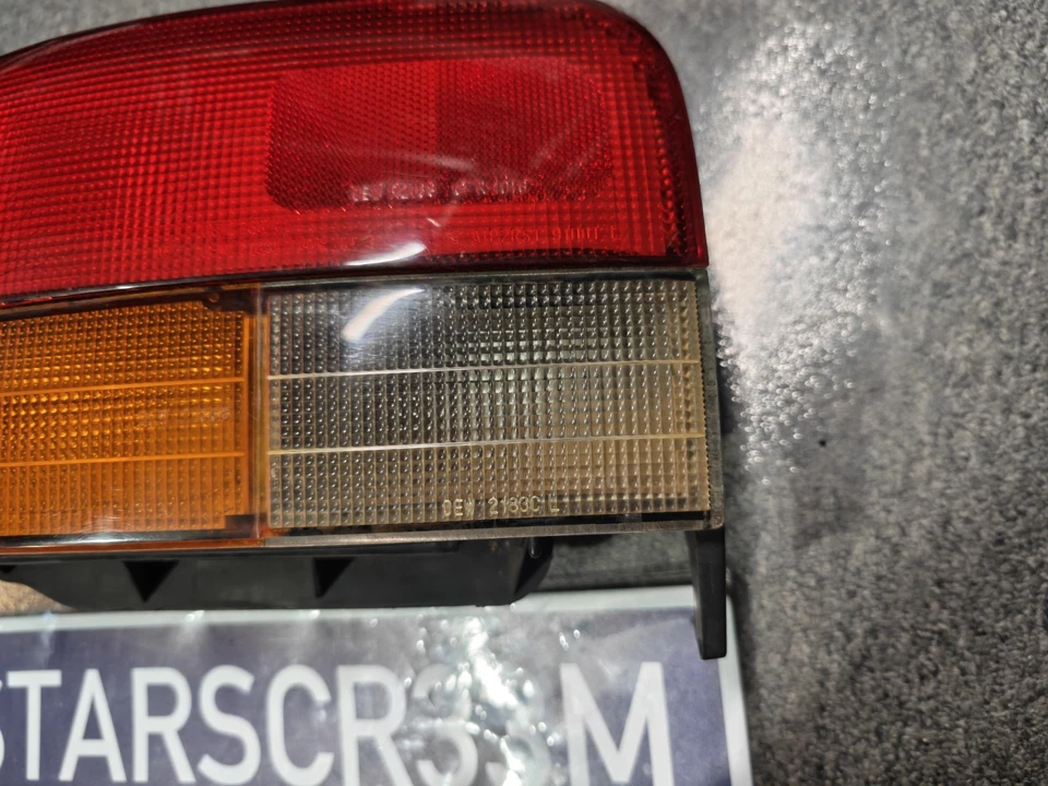 Оригинальный задний фонарь со стороны водителя для универсала Subaru Impreza 1993-2001 годов выпуска Outback GF8 - Изображение 3 из 4