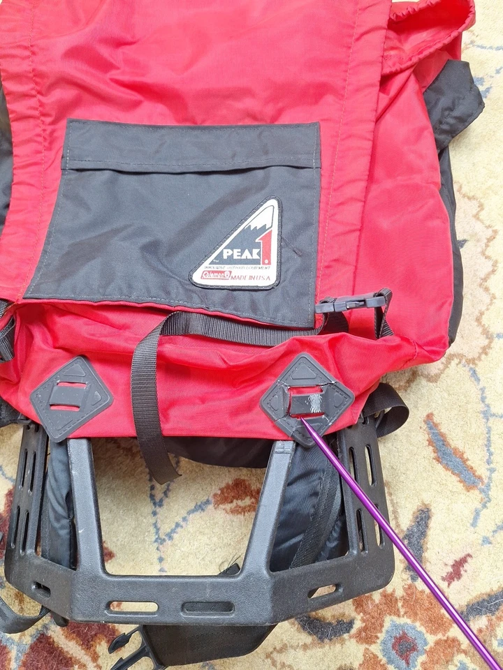 Antiga Mochila Traçadora Coleman Peak 1 Quadro Externo de Plástico Cinto Quadril Caminhada EUA - Imagem 3 de 4