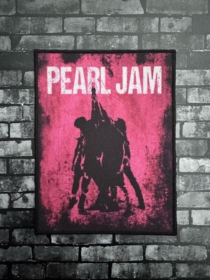 SMALL SEW ON PRINTED PATCH FOR BATTLE JACKET ~ 10.5 x 13.5cm ~ PEARL JAM