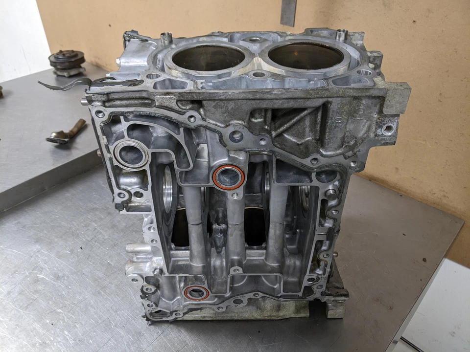 Engine Cylinder Block For 13-16 Subaru BRZ 2.0 11010AB450 Gas - Image 4 of 4