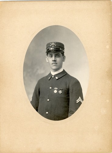 2nd Infantry Regiment Army Photograph Sharpshooter Badge - Picture 2 of 3