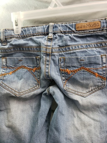 Mudd Embroidered Skimmer Capri Jeans Girl Size 10 Whisker Folds Button Zip Fly - Picture 5 of 8
