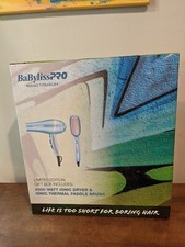 BaByliss Pro Nano Titanium, Asciugatrice Ionica 2000 Watt e Spazzola Termica a Paletta