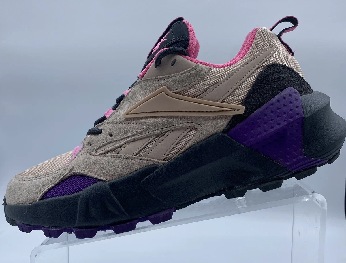 Reebok aztrek beige 2025