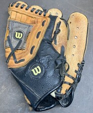 Wilson 11  Youth Baseball Glove A2451 Genuine Leather Right Hand Thrower