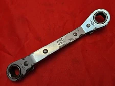 MAC ROW1618 1/2" X 9/16" 6 Point Offset Ratcheting Double Box End Wrench SAE S14