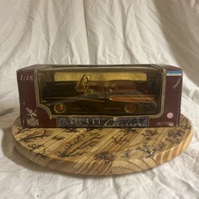 1958 EDSEL CITATION Black & Red 1:18 Diecast Model Car Road Legends Yat Ming !!