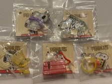 PEANUTS Snoopy Character Keychain Set 5pcs Lame Glitter Charm Collectible