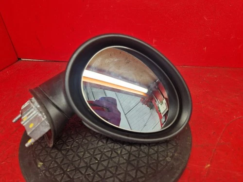 MINI HATCH DOOR MIRROR DRIVERS SIDE OFFSIDE RH WING 2009